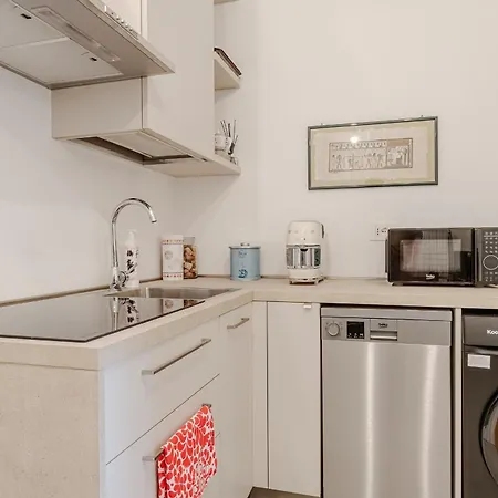 Guesthost - Casa Ellebi In The Heart Of Appartement Turijn
