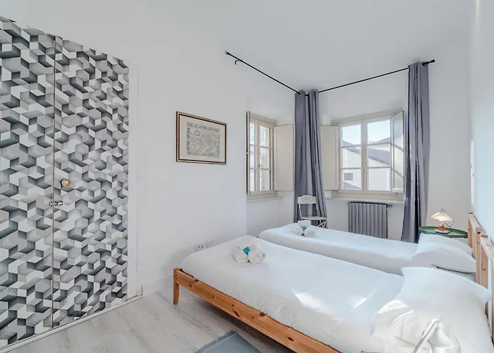 Guesthost - Casa Ellebi In The Heart Of Lejlighed *