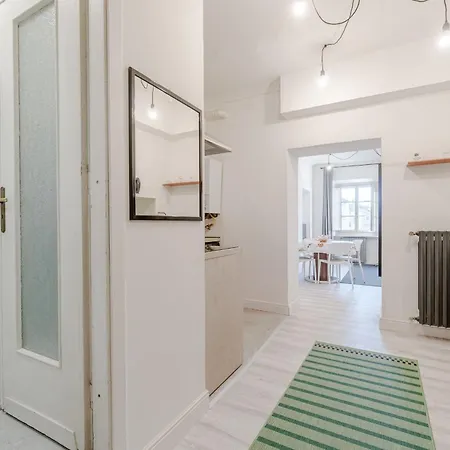 Διαμέρισμα Guesthost - Casa Ellebi In The Heart Of