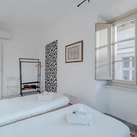 Guesthost - Casa Ellebi In The Heart Of Τορίνο